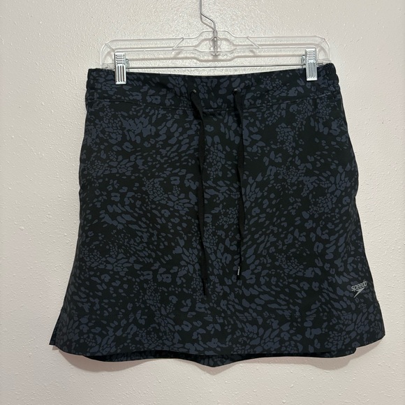 Speedo Black and Blue Patterned Apparel - Picture 1 of 5